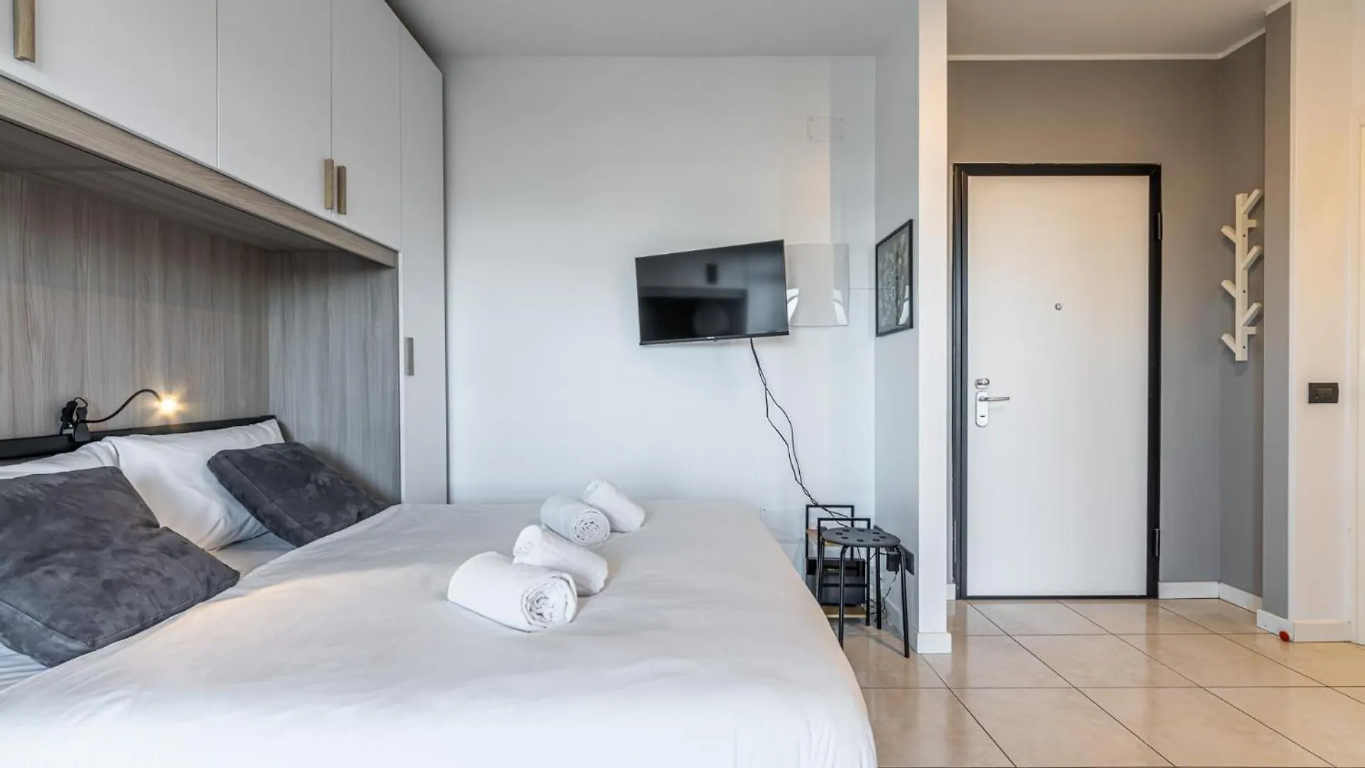 Cosenz Charme Apartment Milan