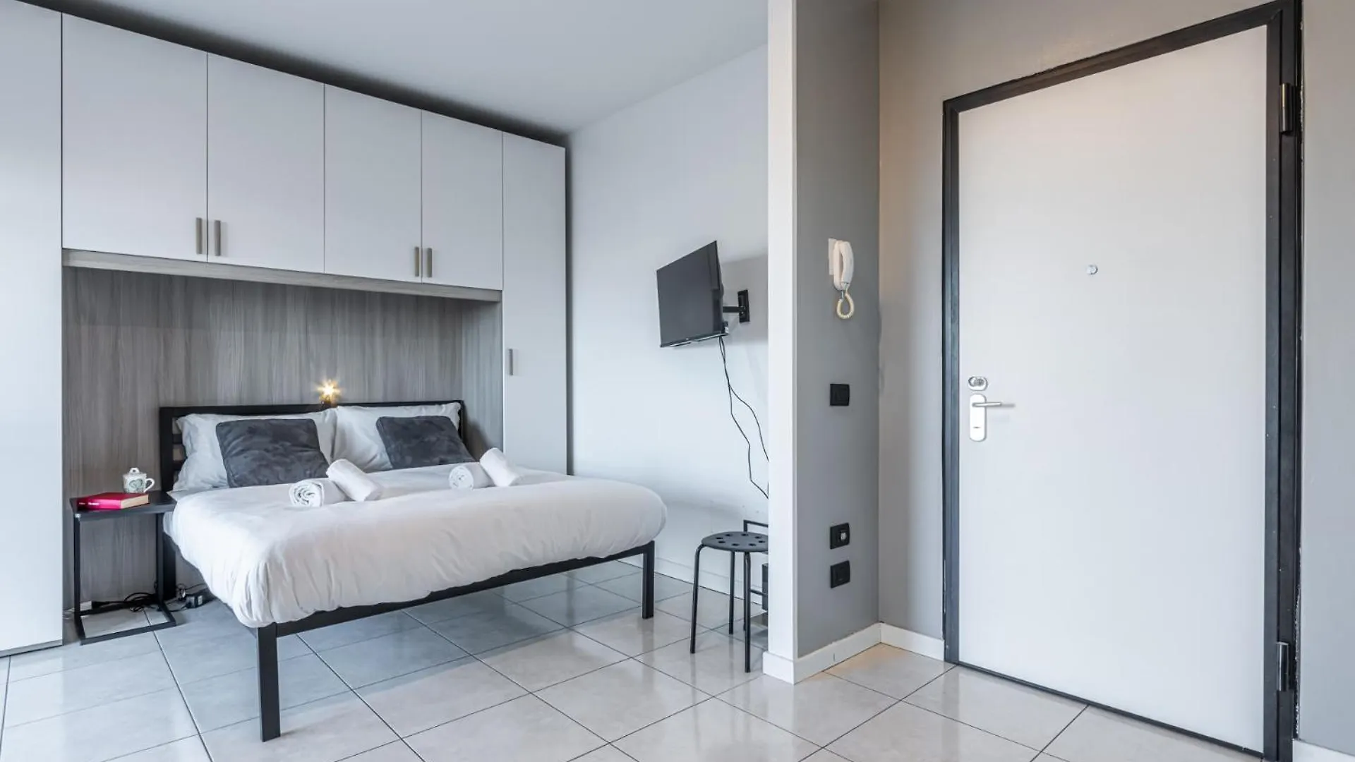 Cosenz Charme Apartment Milan